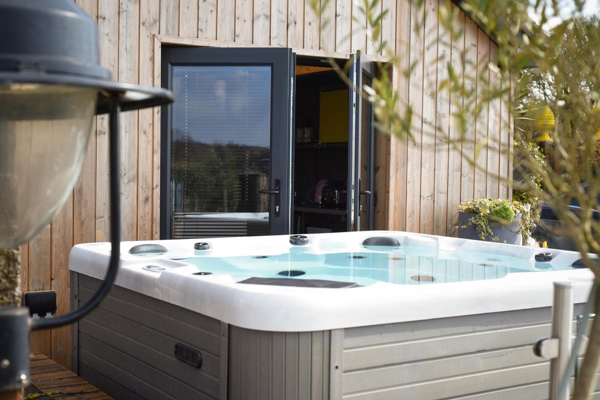 Air Maison - The Cow Shed Wow Factor Countryside Retreat Westbourne  Eksteriør bilde